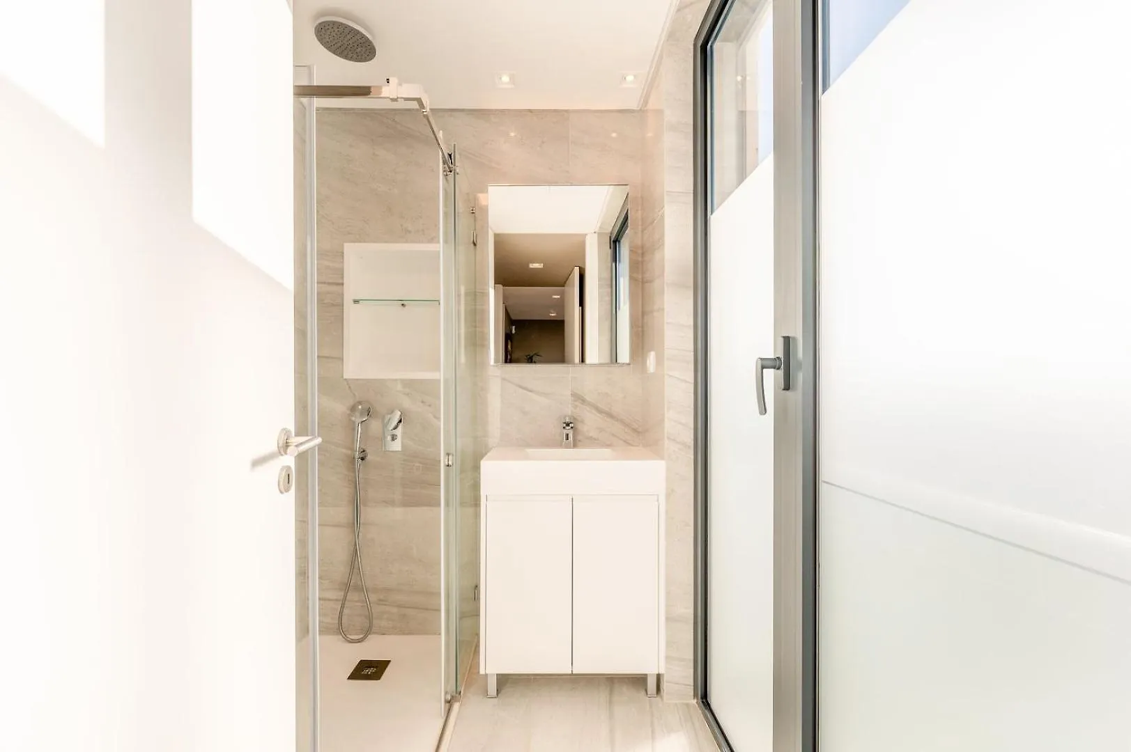 Modern Excellence With Pool Villa Alcabideche Holiday home
