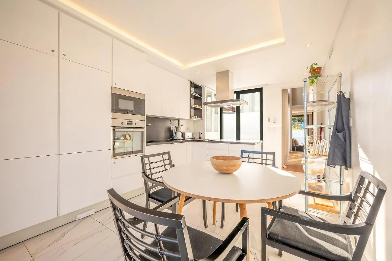Modern Excellence With Pool Villa Alcabideche